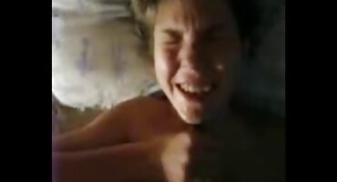 Muškarac fucks ženu u duši hrvatski porno tube i kopulira s drugom u krevetu