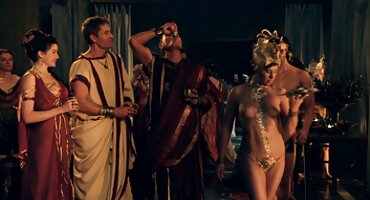 Prekrasna hrvatski amaterski porno filmovi brineta gol i počeo upuštati u svoju razvrat