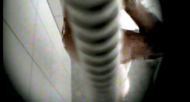 On fucks crvenokosa porno hrvatski žena u krevetu i ispunjava joj pička filled