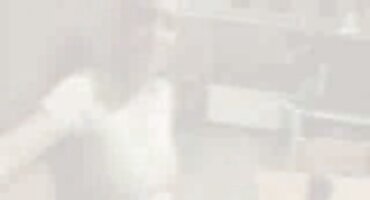 Začinjena hrvatske porno glumice ledena kraljica smjestila se na pod i dovela do orgazma