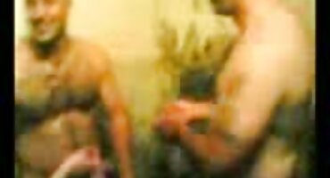 Duga crnka jebanje na casting u različite besplatni hrvatski porno filmovi rupe