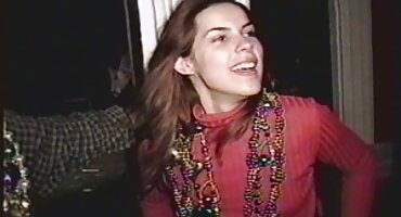 Debela crvenokosa Baba grozničavo masturbira Pička porno hrv u vrućoj vrućoj kadi