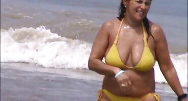 Blonde besplatni hrvatski pornići teen odlučno Fingering kurac rukama i dobiva sjeme