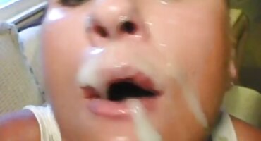 Mlada studentica velikodušno pornici hrvatski jebanje s učiteljem umjesto studija