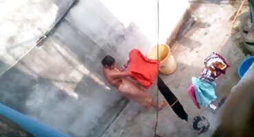 Posramljen dlakavim Prednjim dijelom, predao se crnom s velikim falusima hrvatski porno video