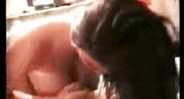 Dude u naočalama jebeno Djevica sa svojim dimenzionalnim falusom hrvatski porno filmovi