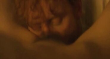 Mama hrvatski besplatni porno filmovi je došla leći na kauč sina i odvezao se za parenje