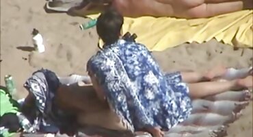 Djevojka pristaje platiti u naturi svoj boravak porno hrvatski u kući