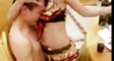 Prsata plavuša stavlja zaraslu vaginu hrvatski besplatni porno filmovi pod kurac svog ljubavnika