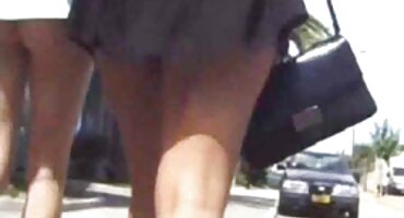 Zaveo trener u uskom odijelu i marljivo jebanje s hrvatski amaterski porno video njim