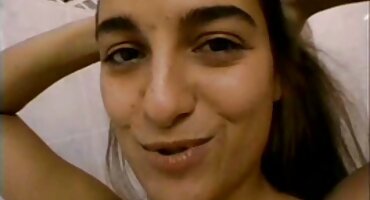 Tri koketne kuje uživaju hrvatski pirnici u vibratorima u svojim podvalama