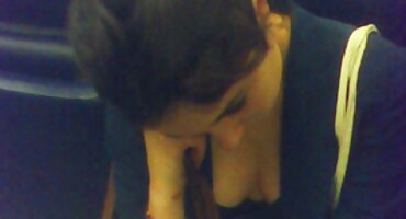 Emo djevojka hrvatski pornić undress i daje nevjerojatan Pušenje svog dečka