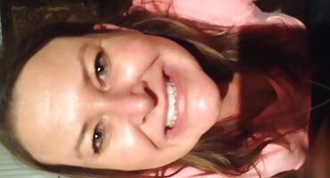 Mlada Ruska crnka pohlepno se hrvatski amaterski pornici daje instruktoru fitnesa