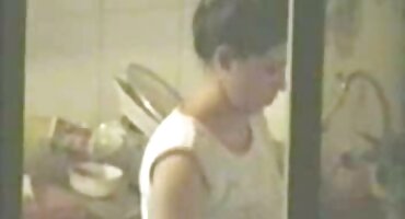 Crvenokosa porno sex hrvatska mlada žena Alice internet prisiljeni da se ševe s policajcem