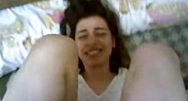 Strašan crnac djevojka čarape pleše tverk, a zatim fucks porno hrvatska